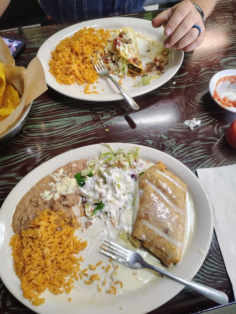 LOS COMPADRES mexican restaurant photo 3