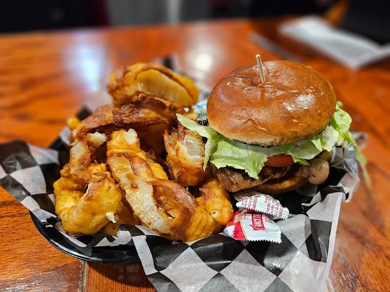 Dirty Worm Bar & Grill photo 3