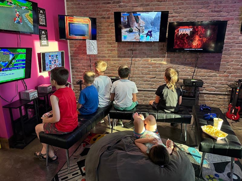 Smashed Game and Grill photo 5