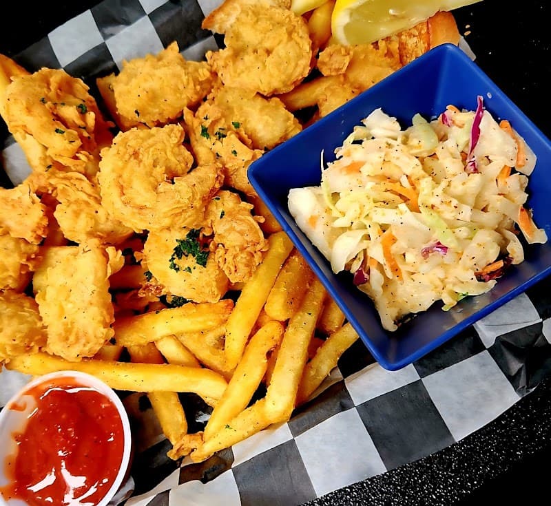 Crazy Craig's Shipwreck Bar & Grill photo 3