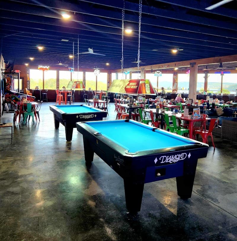 Crazy Craig's Shipwreck Bar & Grill photo 4