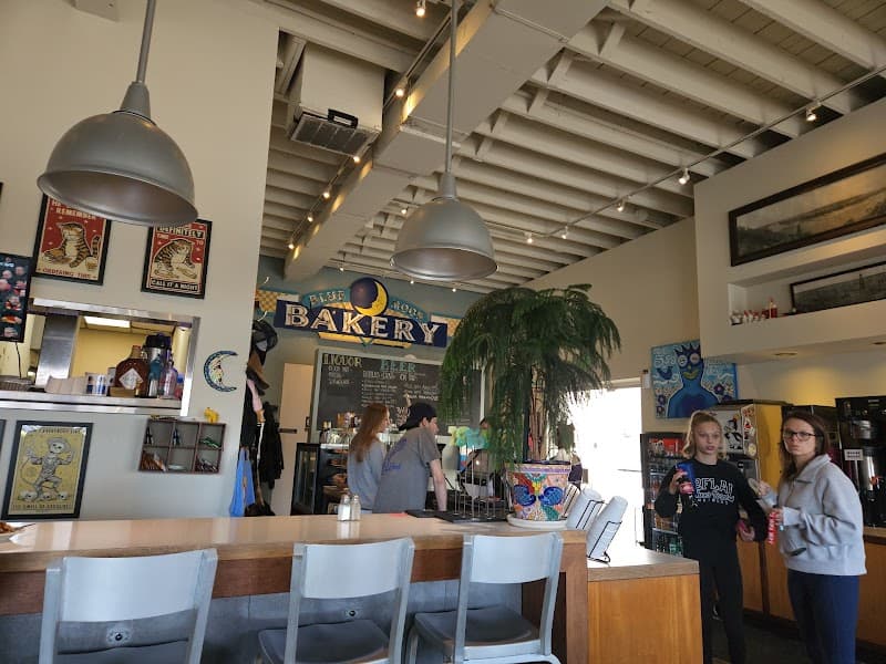 Blue Moon Café photo 2