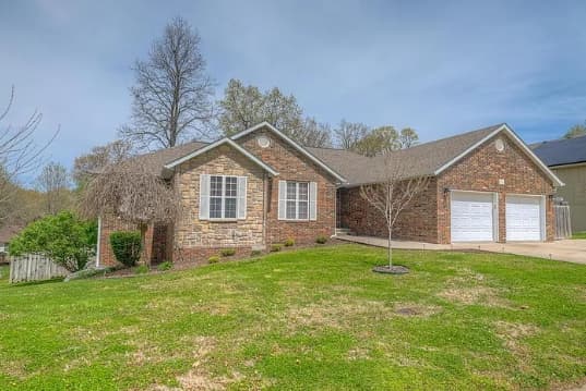 Ginger Bloom photo 2