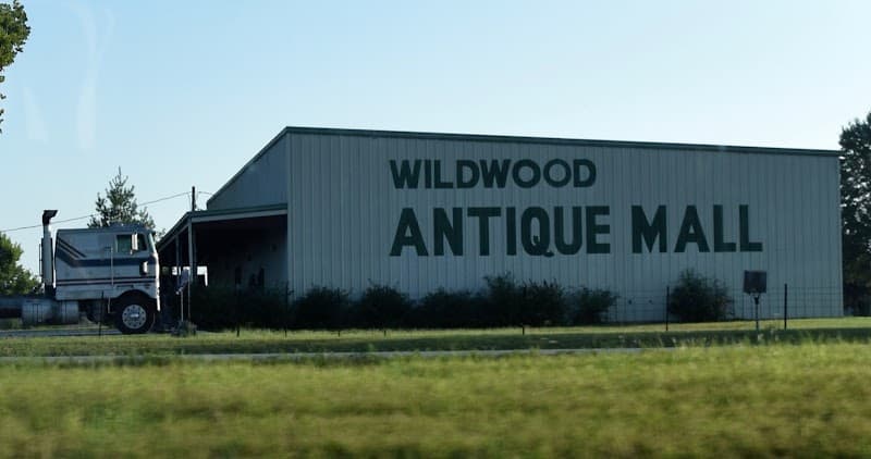 Willow Green Acres Antique Mall and Nursery photo 5