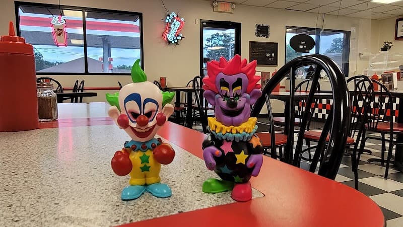 May's Corner photo 3