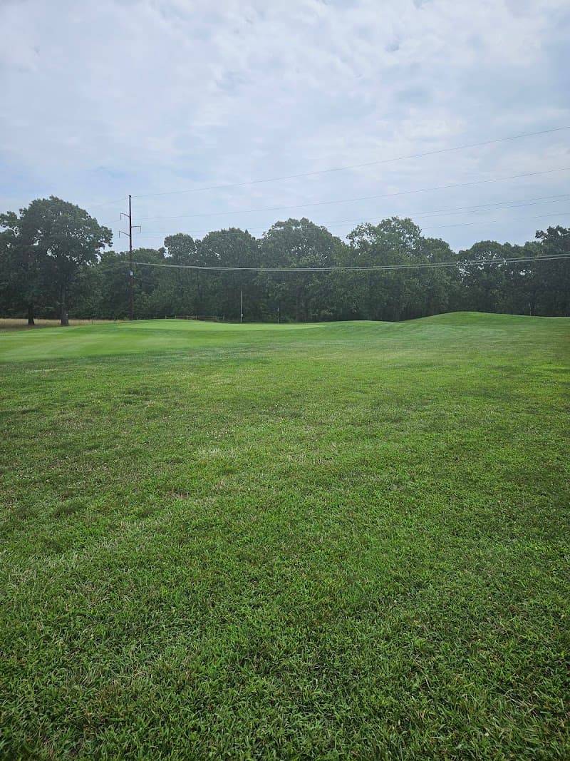 Whispering Oaks Golf Course photo 3