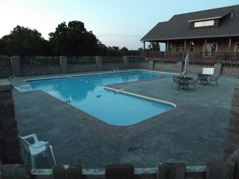 Whispering Oaks Golf Course photo 4