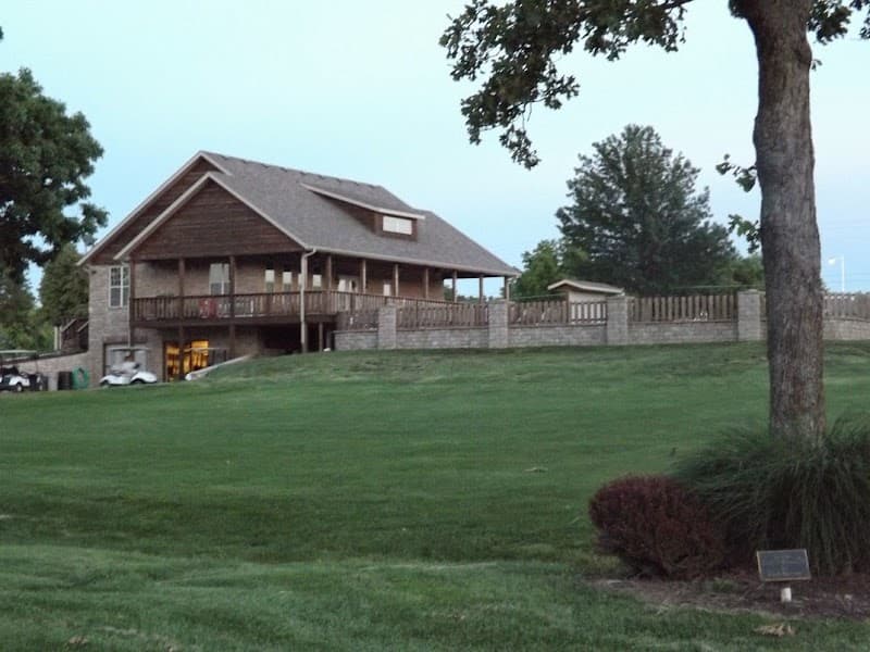 Whispering Oaks Golf Course photo 5