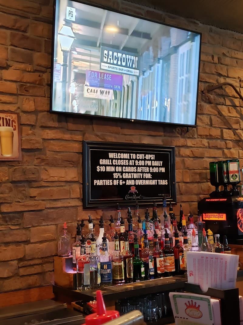 Cut Ups Bar and Grill LLC photo 4