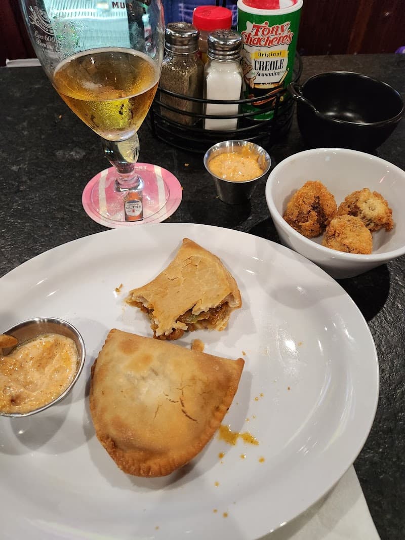 Roscoe's Bar & Grill photo 3