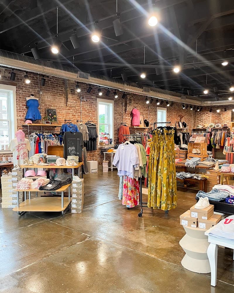 The Rowe Boutique, LLC photo 3