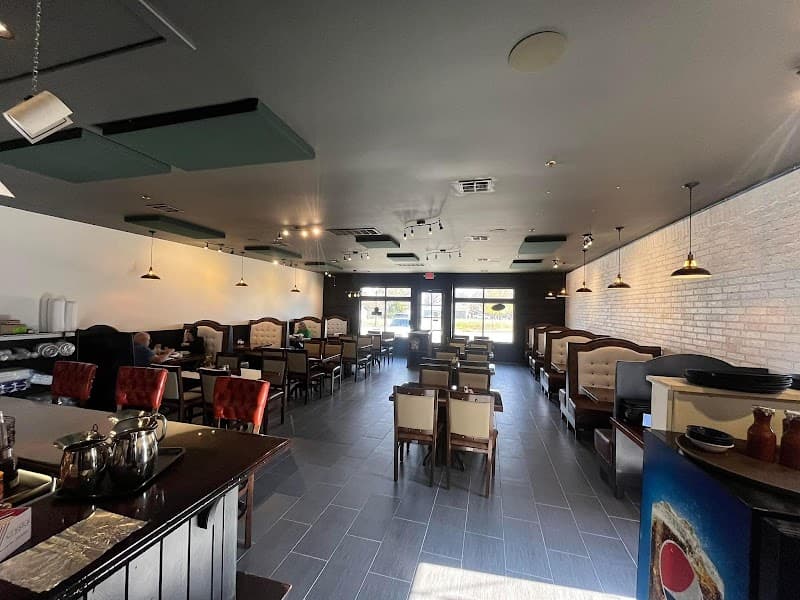 Los Tres Hermanos photo 1