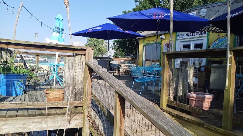 Waterside Bar And Grill photo 4