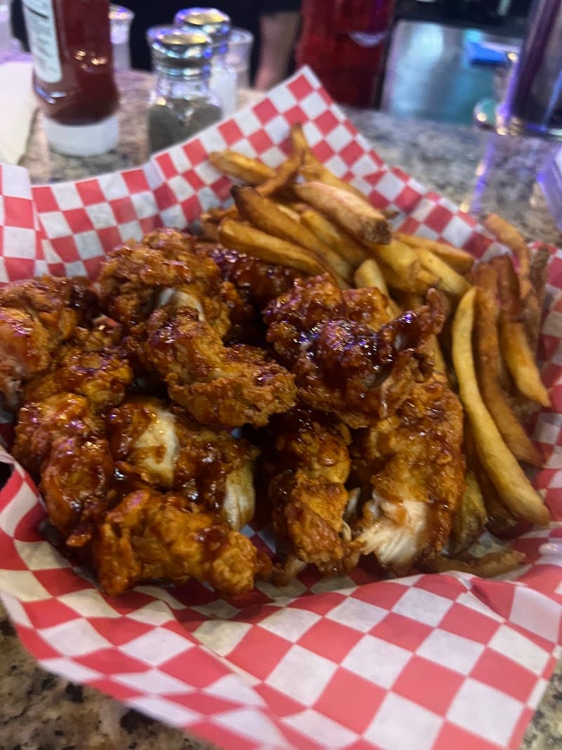 Grub's Bar & Grille photo 6