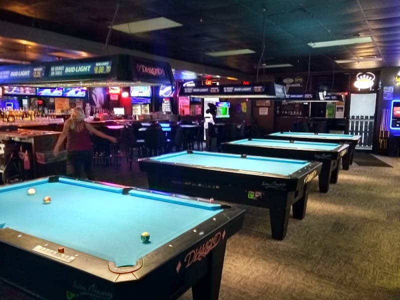 Friend's Karaoke Pub photo 2