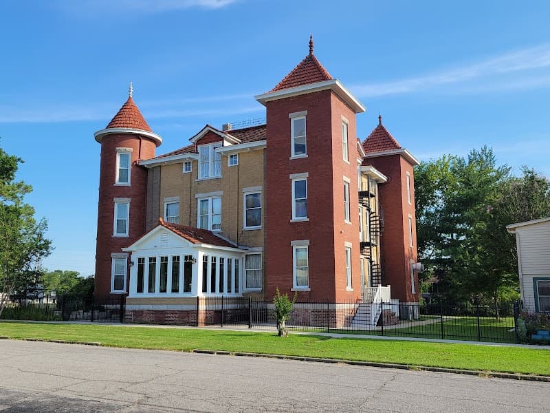 The Pink House photo 5